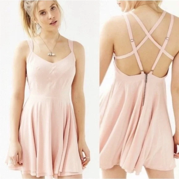 UO Women’s Kimchi Blue Fit and Flare Strappy Back Black Mini Cocktail Dress - Picture 3 of 12